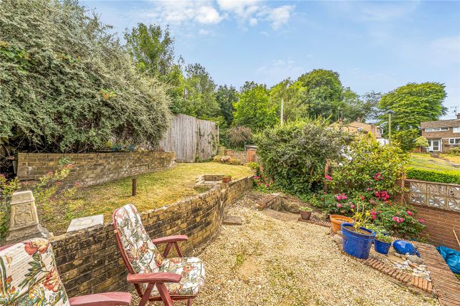 2, Flamborough Close, Westerham photo 3