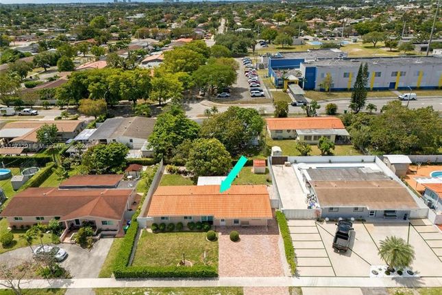 Property for sale in 8260 Sw 13th Ter, Miami, Florida, 33144, United States Of America