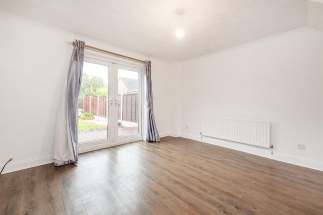 24, Olive Close, Chorley photo 2