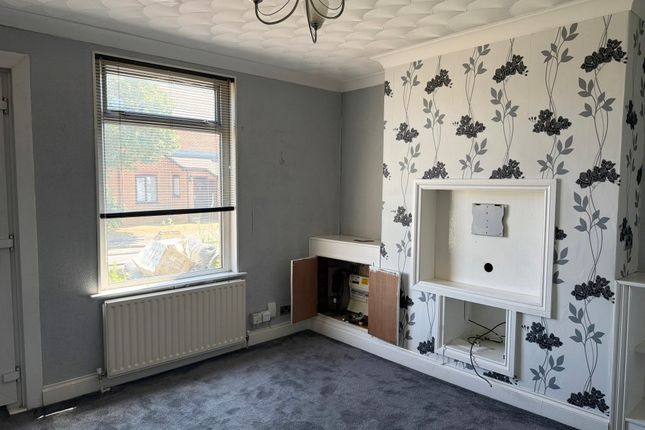 47 Holborough Road, Snodland photo 3