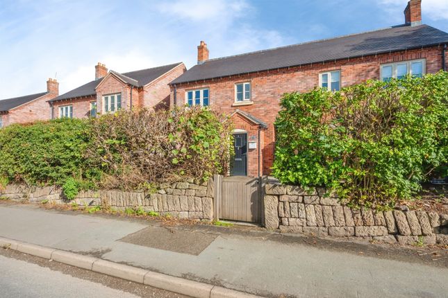 3-bed detached on 2, Stoney Gate, Stoke-On-Trent, £280,000