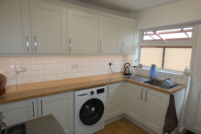 2, Park Drive, Peterborough photo 5