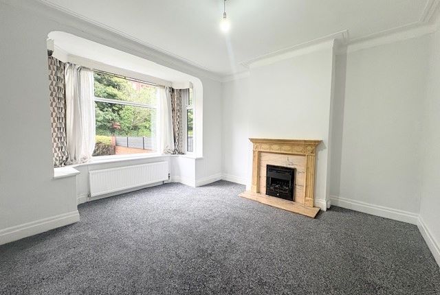 751, Bolton photo 2