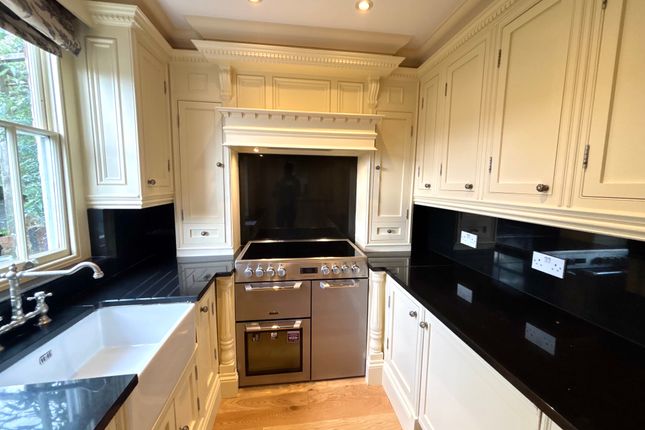 70B, Albert Street, ST. ALBANS photo 5