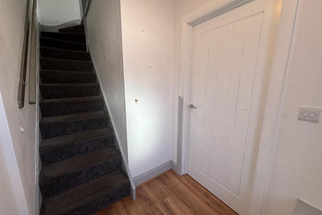52, Deri Terrace, Ferndale photo 2