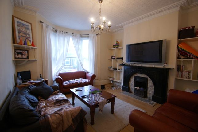 6 Bed Terraced House To Rent In Delph Mount Woodhouse
