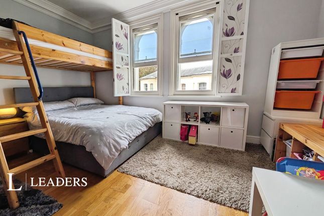 Flat 9,, 10-12, Farncombe Road, Worthing photo 4