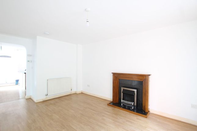 63 Millbrook Street, Gloucester photo 3