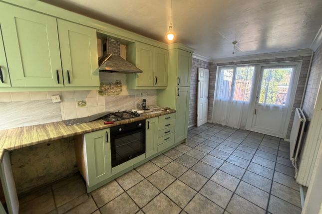 78, Peterborough photo 2