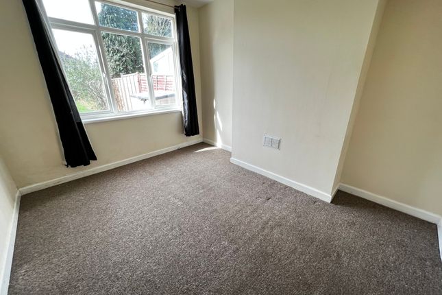 Lambert Road, Wolverhampton photo 3
