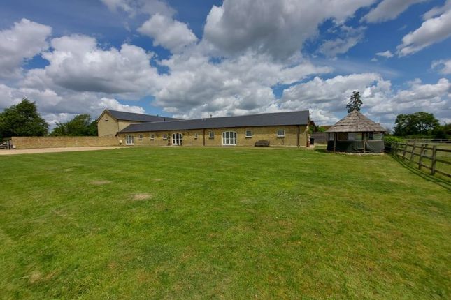 Thumbnail Barn conversion to rent in Lambourne Barn, The Old Orchard, Barton Road, Silsoe