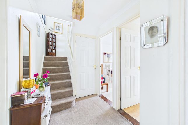 56, Tuckmill, Clevedon photo 3