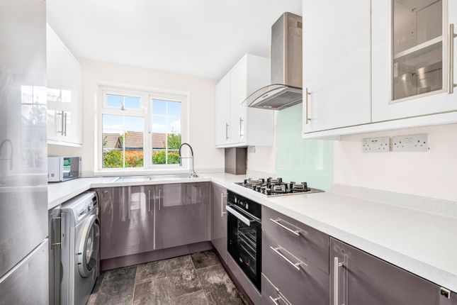 4, Grange Road, Sutton photo 4
