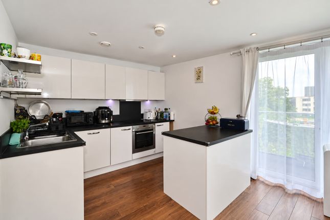 Flat 9, 1, Loch Crescent, Loch Crescent, Edgware photo 5