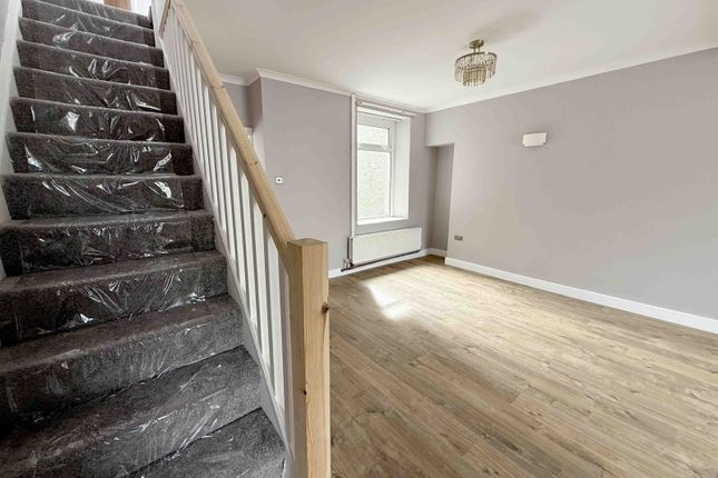 19 Bwlch Road, Loughor, SWANSEA photo 2