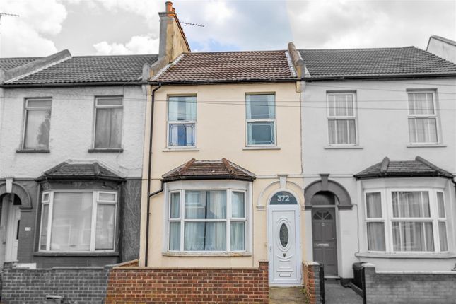 Thumbnail Terraced house for sale in Fairfax Drive, Westcliff-On-Sea