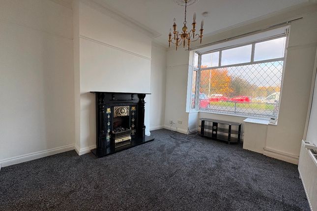 652 Manchester Road, Bolton photo 2