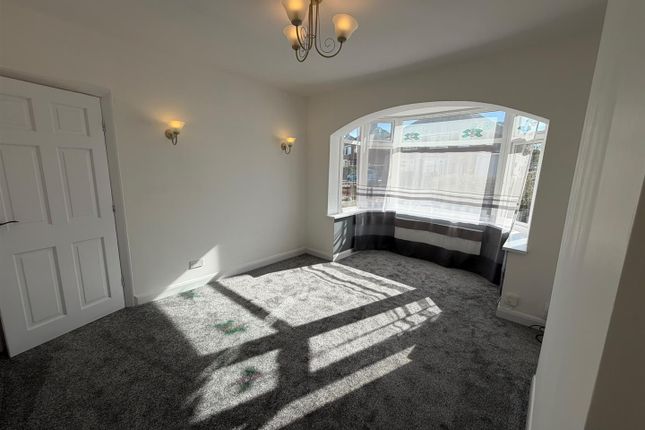19, Southlands Avenue, Louth photo 5