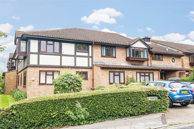 Thumbnail Flat for sale in Forge Close, Hayes