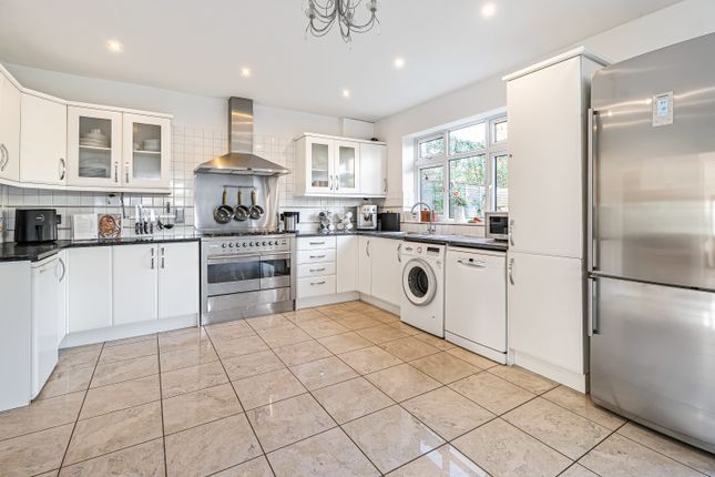 Kitchen/Family/Diner