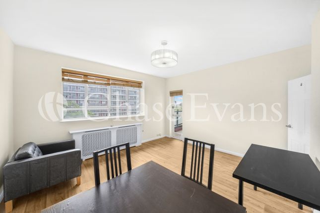 Flat to rent in Chaucer House, Churchill Gardens, Pimlico