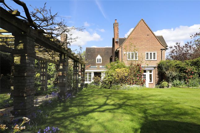 Country house for sale in Burghley Road, Wimbledon