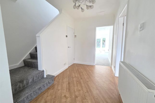 10, Elm Grove, Stourport-On-Severn photo 3