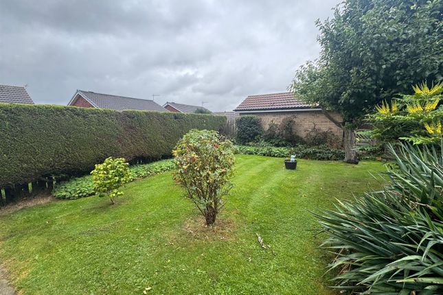 18, Plane Tree Way, Filey photo 4