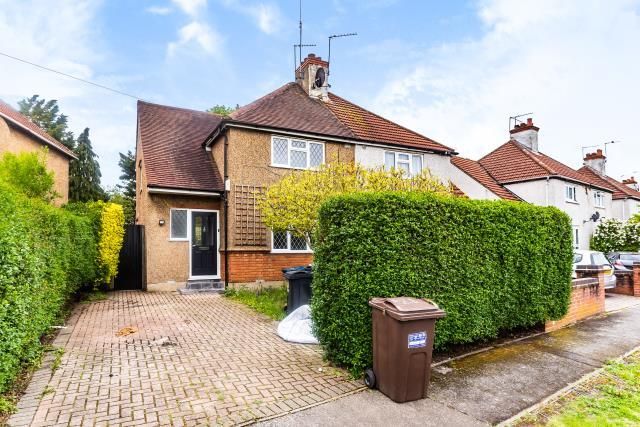 Thumbnail Semi-detached house to rent in Pinner, Harrow