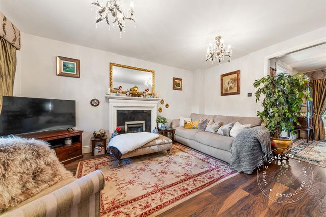 4, Canopus Close, Cardiff photo 2