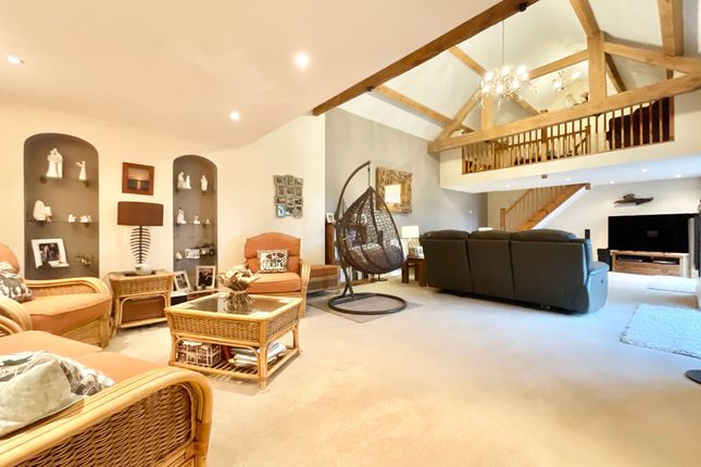1 Walton Bank, Stafford photo 2