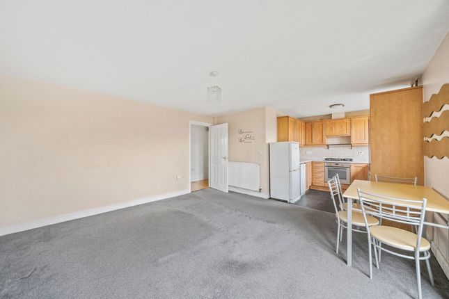 27 Manley Park, Leigh photo 4