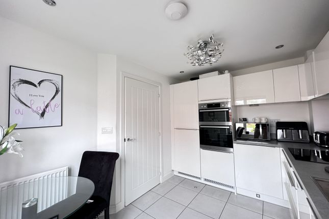 23, Baldock Road, Canterbury photo 4