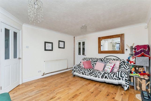 6, Uwch Y Mor, Holywell photo 3