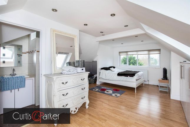 Detached house for sale in Baronsmede, London