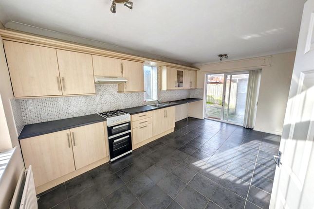 41, Hylton Road, Stockton On Tees photo 3