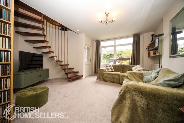 24, Riders Court,, Homefield Road, Hertfordshire photo 2