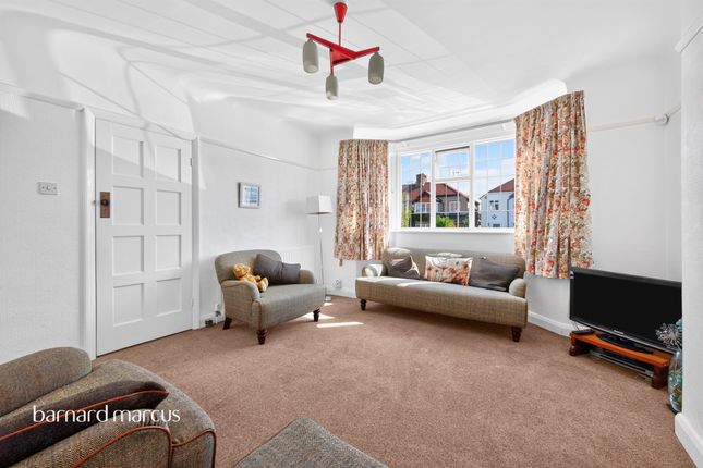40, Bramshaw Rise, New Malden photo 4
