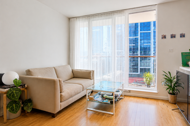 Flat 592,  7, St. George Wharf, LONDON photo 3