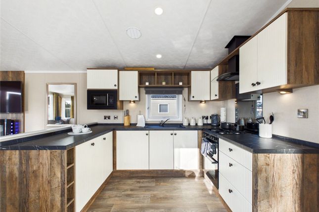 Pemberton Avon,, Suffolk Sands Caravan Park, Suffolk photo 4