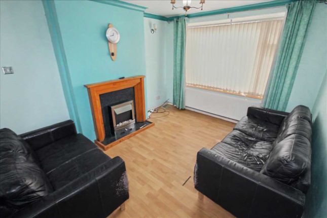 16, Oliver Close, Heanor photo 4