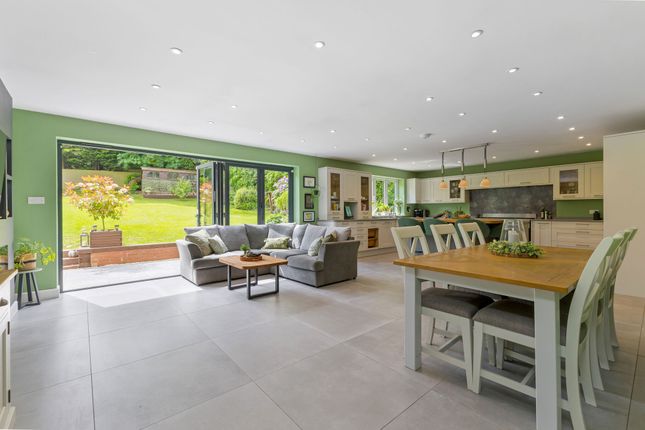 55, New Road, Little Kingshill, Great Missenden photo 4