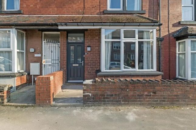 6-bed terraced on 11, The Village Street, West Yorkshire, £3,614/mo