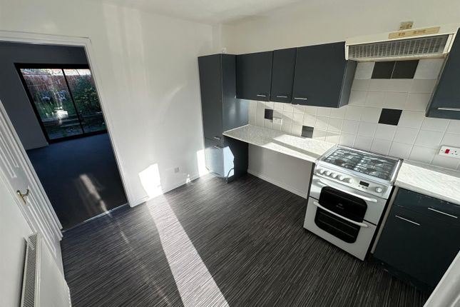 129, Muirfield Road, Nottingham photo 3