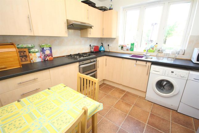 Property to rent in Weston Road, Guildford