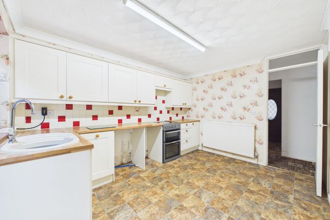 36 Elizabeth Watling Close, Thetford photo 2