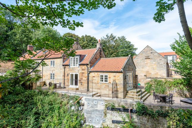 Raithwaite Whitby North Yorkshire Yo21 4 Bedroom Cottage For