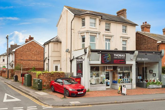 Flat for sale in London Road, Southborough, Tunbridge Wells