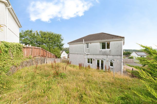5, Llys Gwyn, Llangennech photo 3