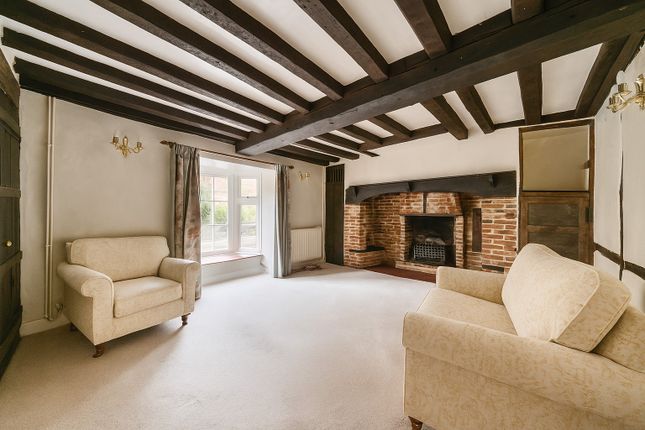 9, Haslemere Road, Liphook photo 2